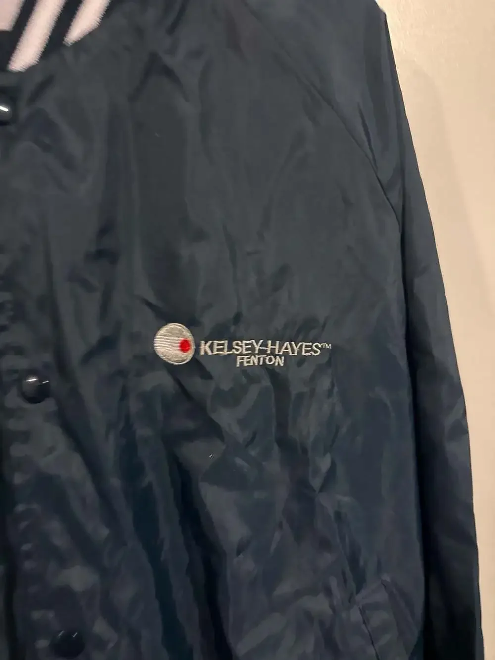 Vintage America's Finest Jackets Kelsey-Hayes Fenton Nylon Satin Bomber Jacket X - Picture 2 of 4